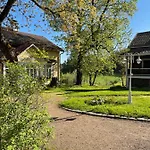 Vakantieboerderij Taattisten Tila - Taattinen Farm And *