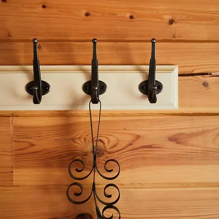 Lantgård Taattisten Tila - Taattinen Farm And Nådendal