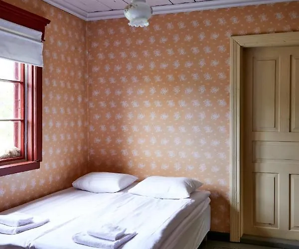 Taattisten Tila - Taattinen Farm And Farmház